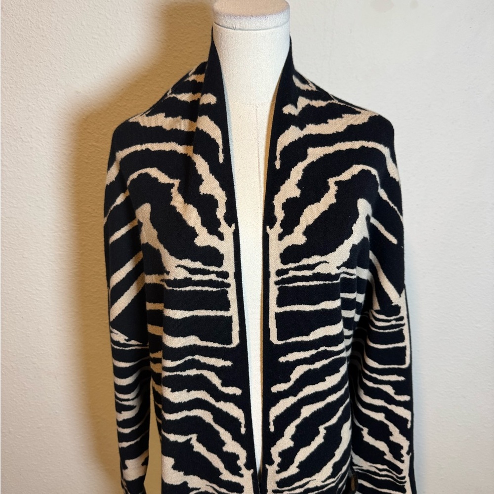 NWT Renuar Zebra Pattern Cardigan Sweater in Black & Cashew Combo size XXL - Picture 3 of 14